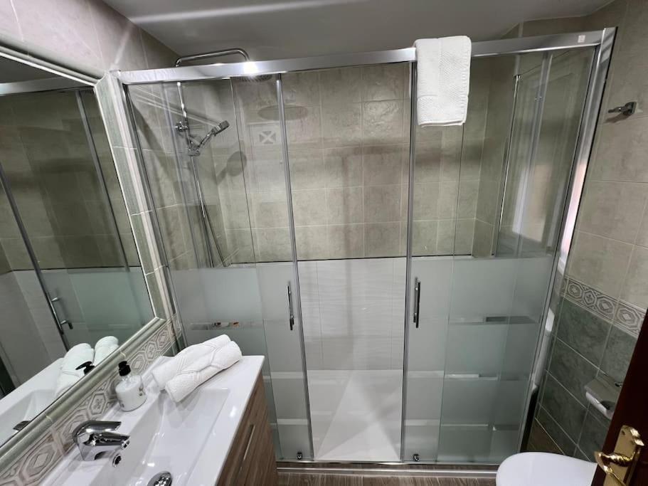 Apartamento Piso En Linares Zona Centro Con Parking Gratis Exterior foto